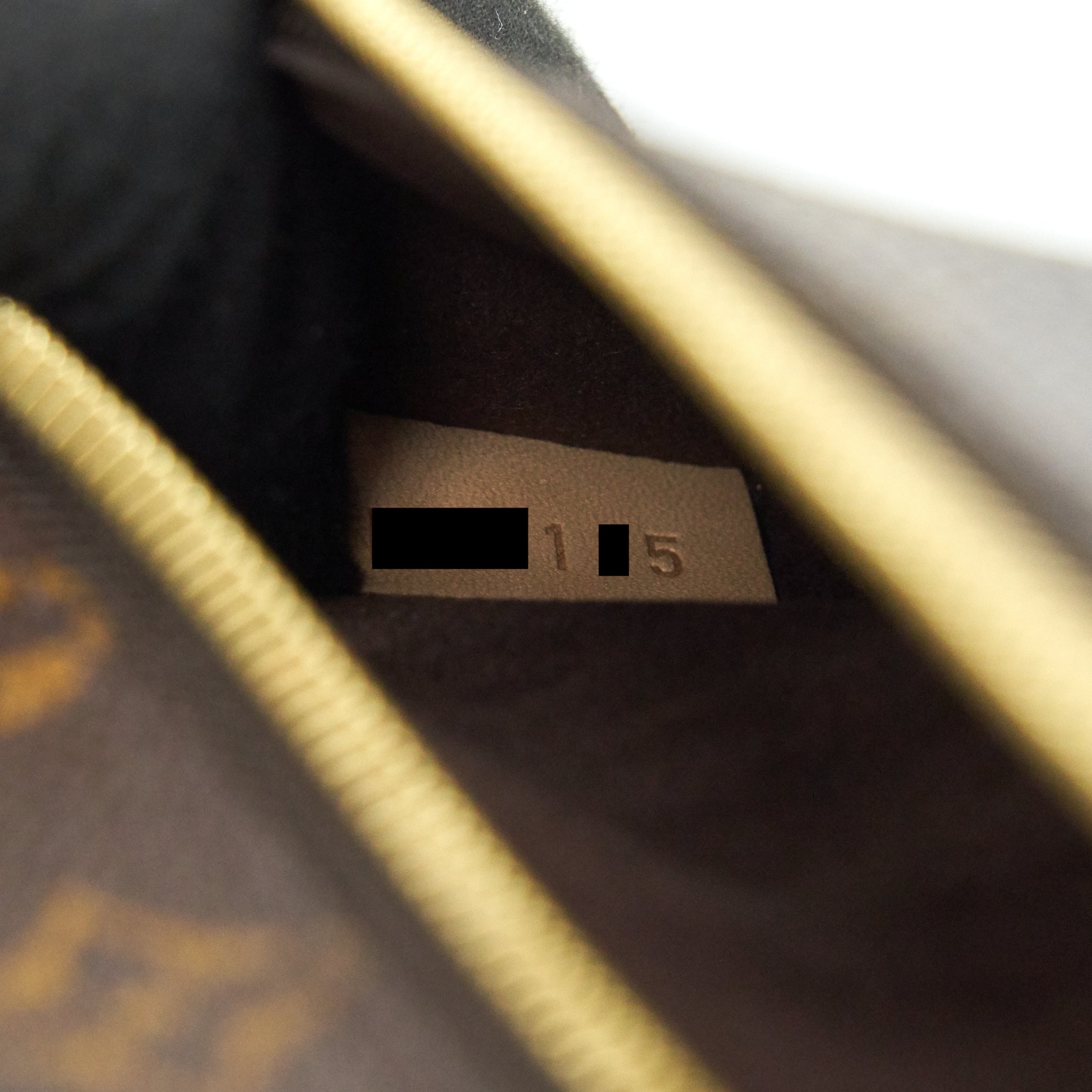 AAA Replica Louis Vuitton LV POCHETTE METIS MONOGRAM CANVAS