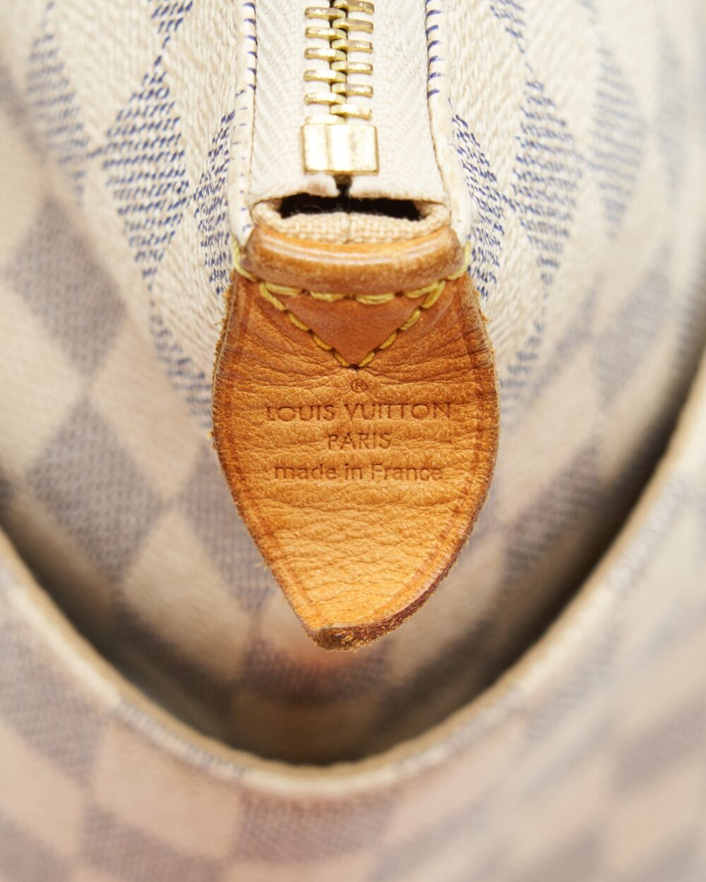 AAA Replica Louis Vuitton LV DAMIER AZUR TOTALLY MM SHOULDER BAG