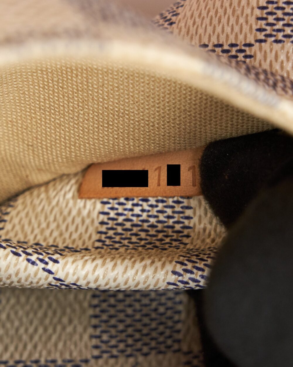 AAA Replica Louis Vuitton LV DAMIER AZUR TOTALLY MM SHOULDER BAG