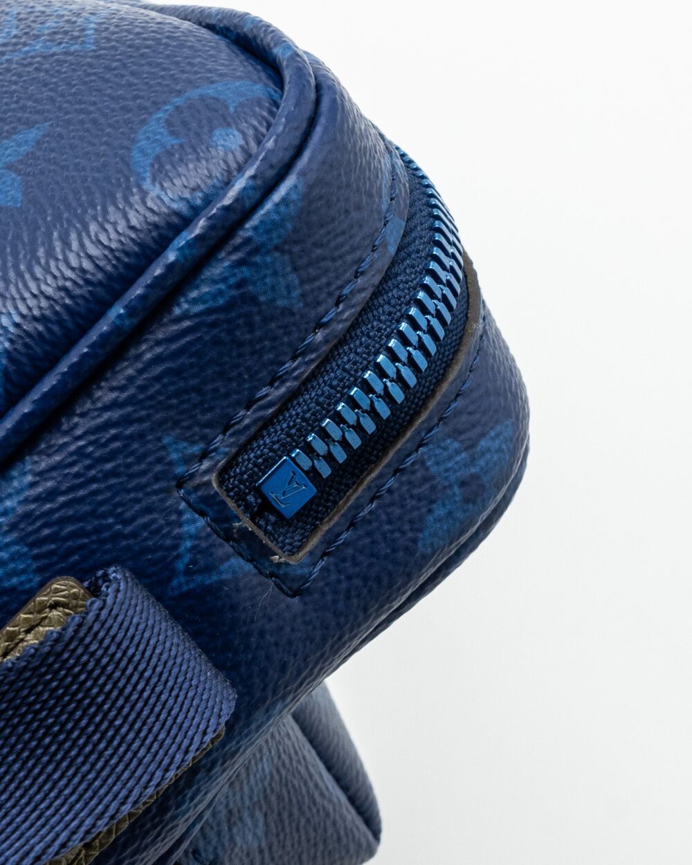 AAA Replica Louis Vuitton LV MESSENGER BAG MONOGRAM CANVAS PACIFIC BLUE/ MULTICOLOUR HARDWARE