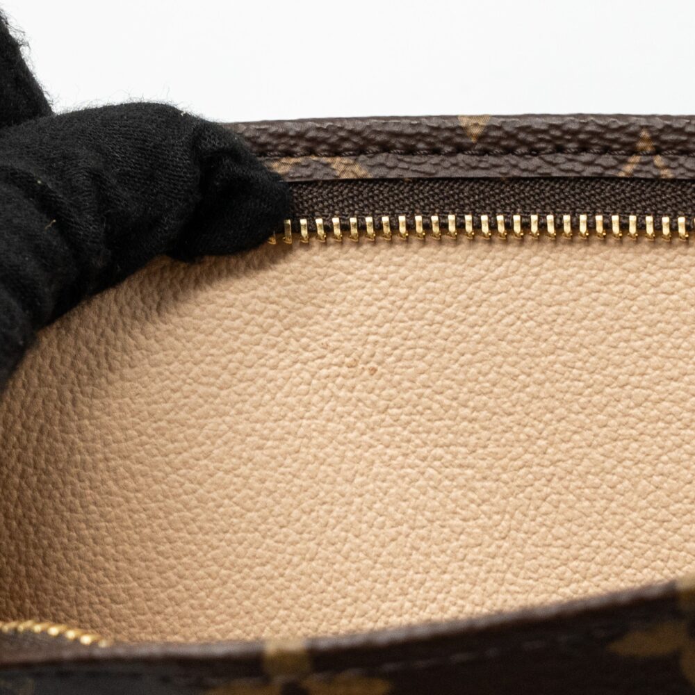 AAA Replica Louis Vuitton LV TOILETRY POCHETTE MONOGRAM CANVAS GHW