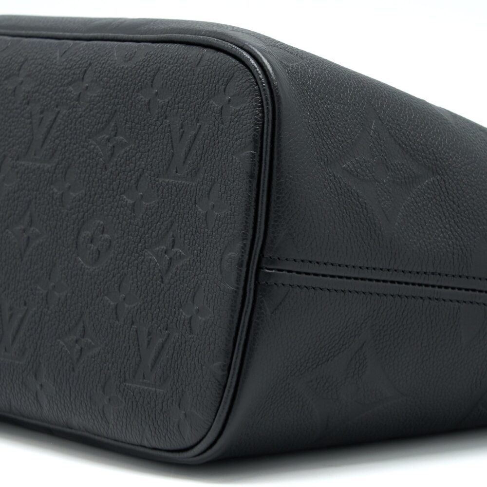 AAA Replica Louis Vuitton LV NEVERFULL MM MONOGRAM EMPREINTE BLACK GHW
