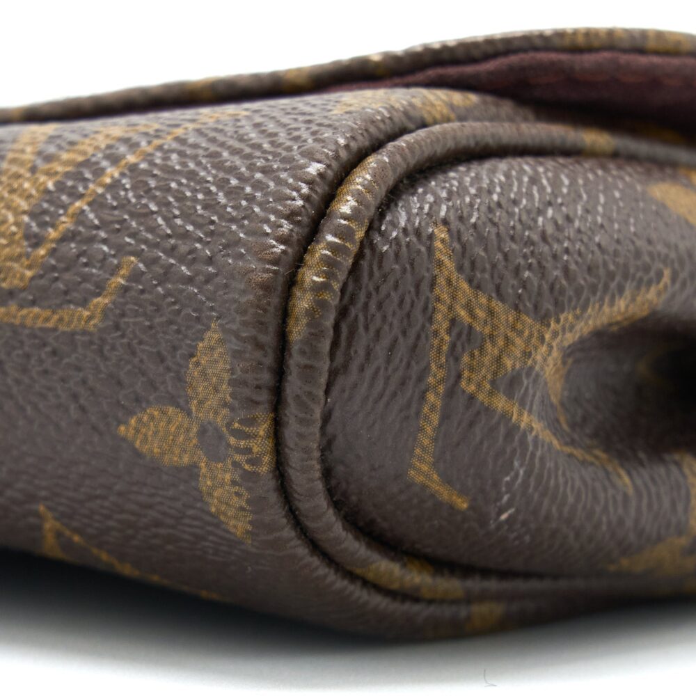 AAA Replica Louis Vuitton LV FAVOURITE PM MONOGRAM CANVAS GHW