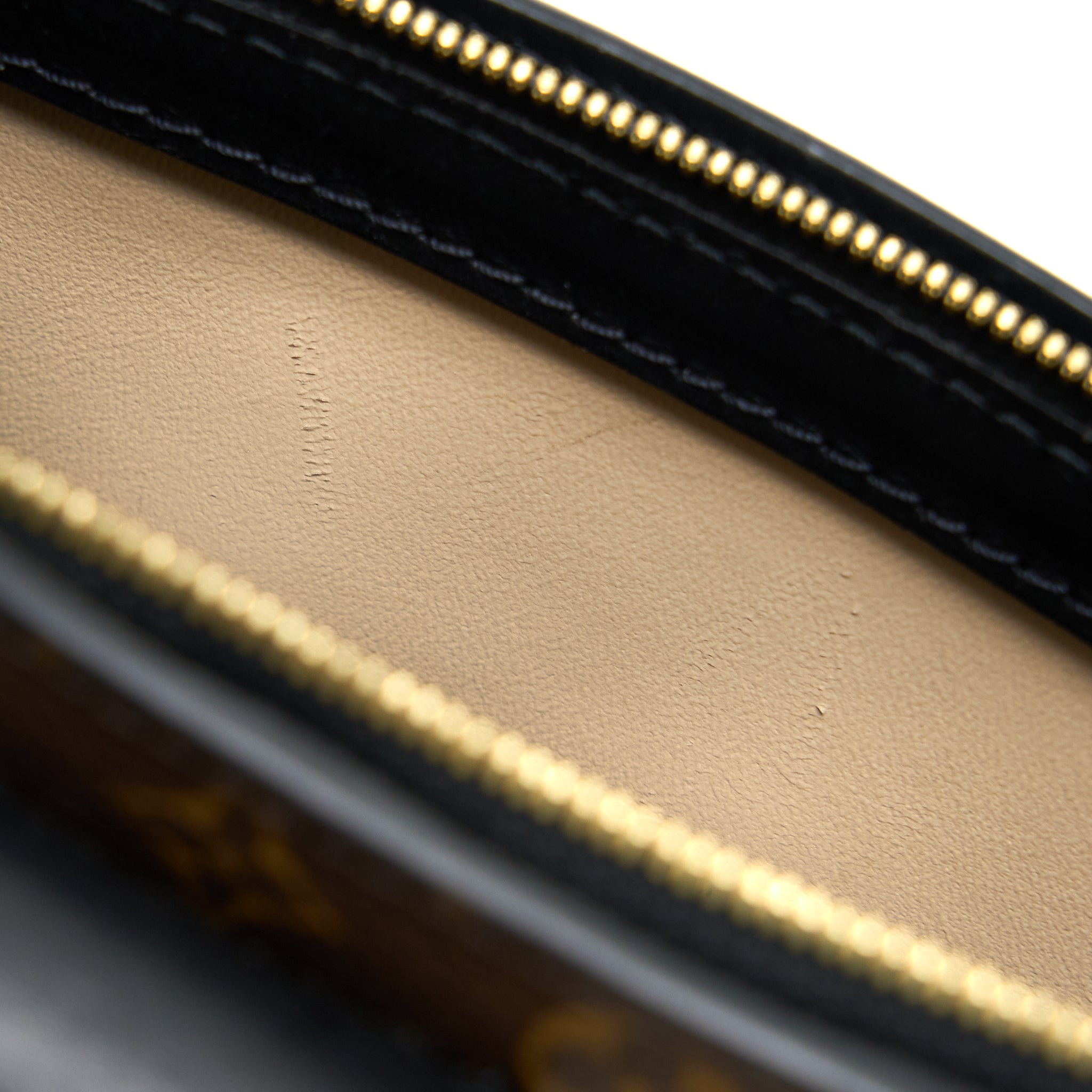 AAA Replica Louis Vuitton LV TRUNK CLUTCH MONOGRAM REVERSE CANVAS GHW