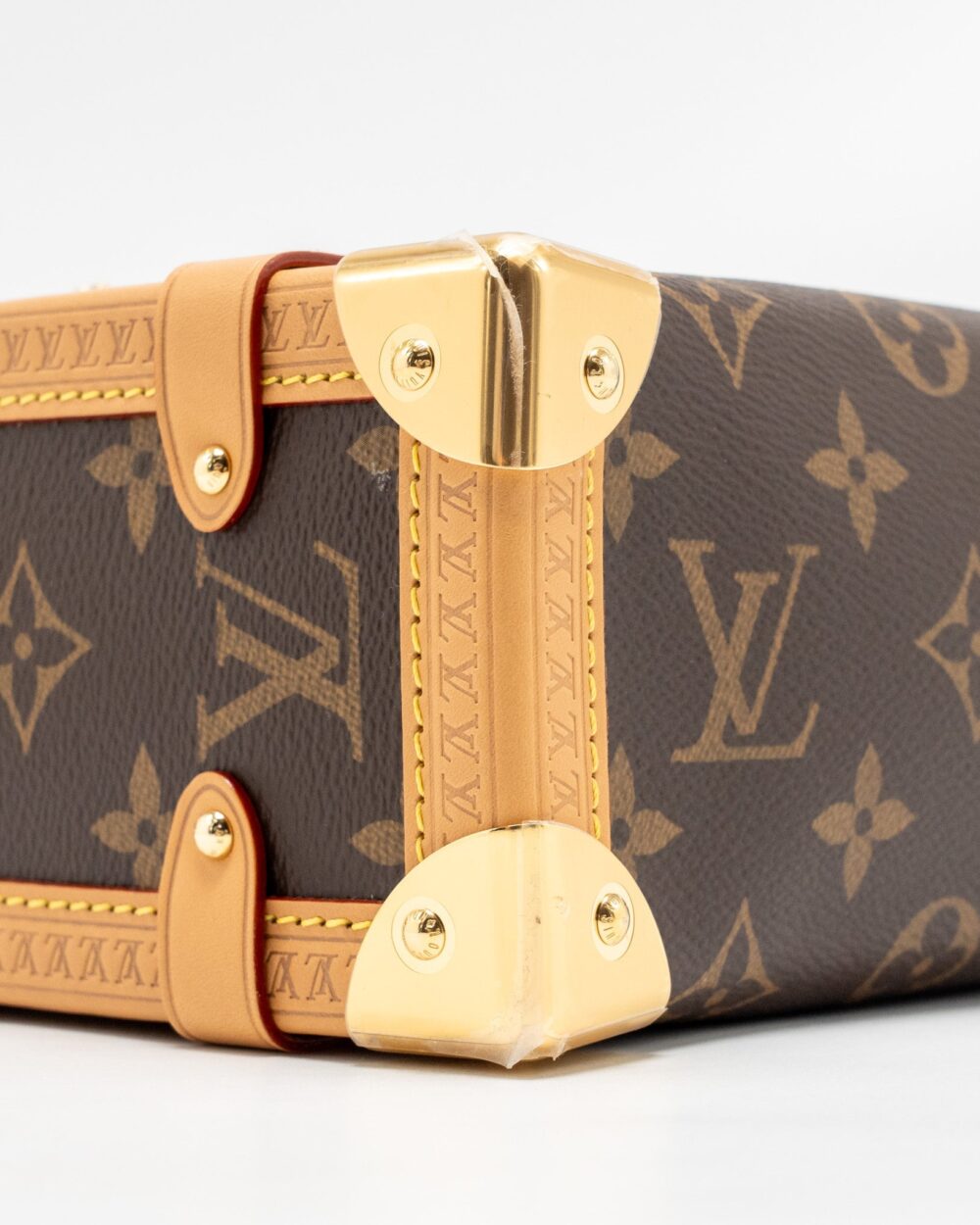 AAA Replica Louis Vuitton LV SIDE TRUNK MM MONOGRAM CANVAS GHW M46358