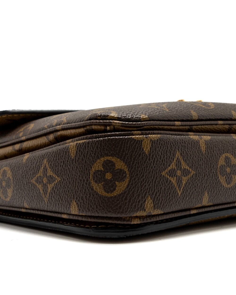 AAA Replica Louis Vuitton LV POCHETTE MÉTIS MONOGRAM REVERSE CANVAS GHW