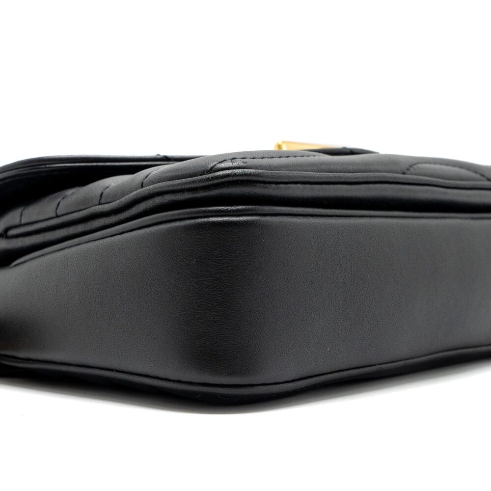 AAA Replica Louis Vuitton LV NEW WAVE PM CHAIN BAG CALFSKIN BLACK GHW (NEW VERSION)