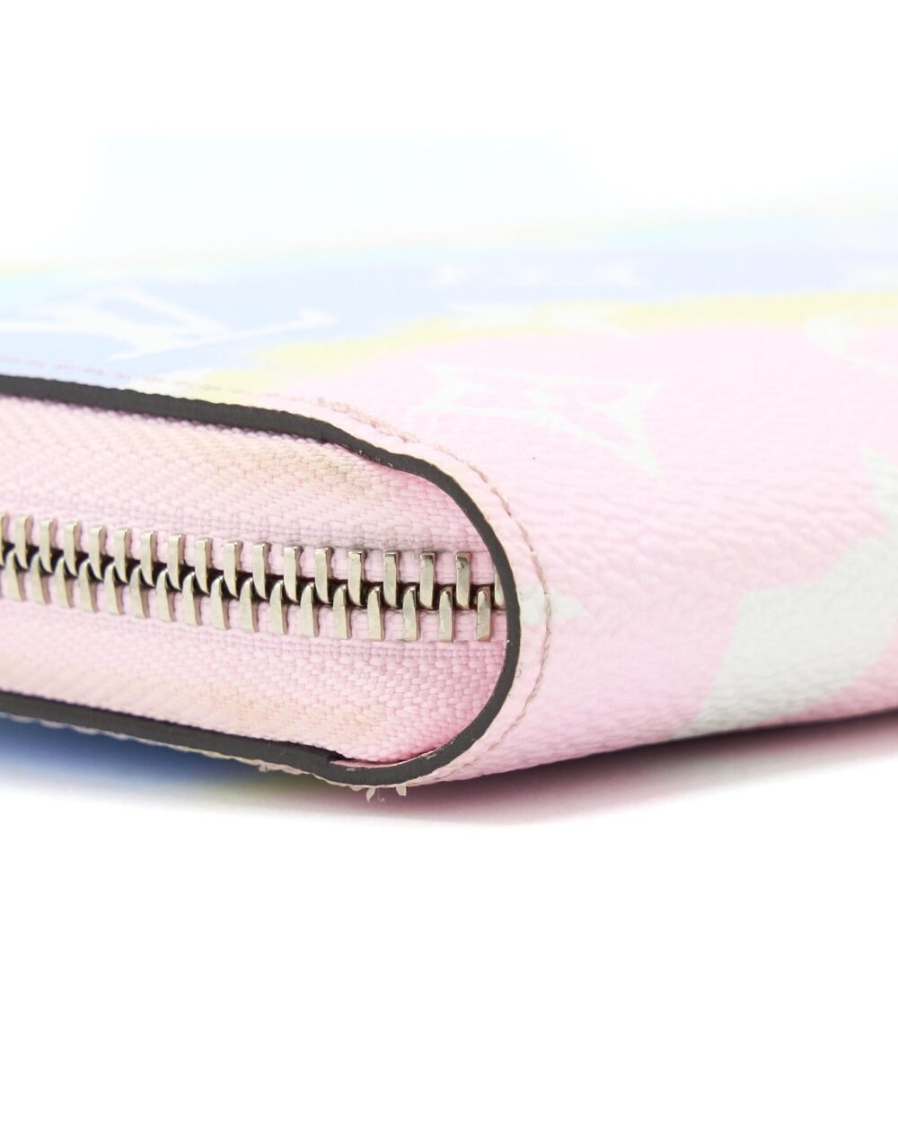 AAA Replica Louis Vuitton LV ESCALE PASTEL ZIPPY LONG WALLET SHW
