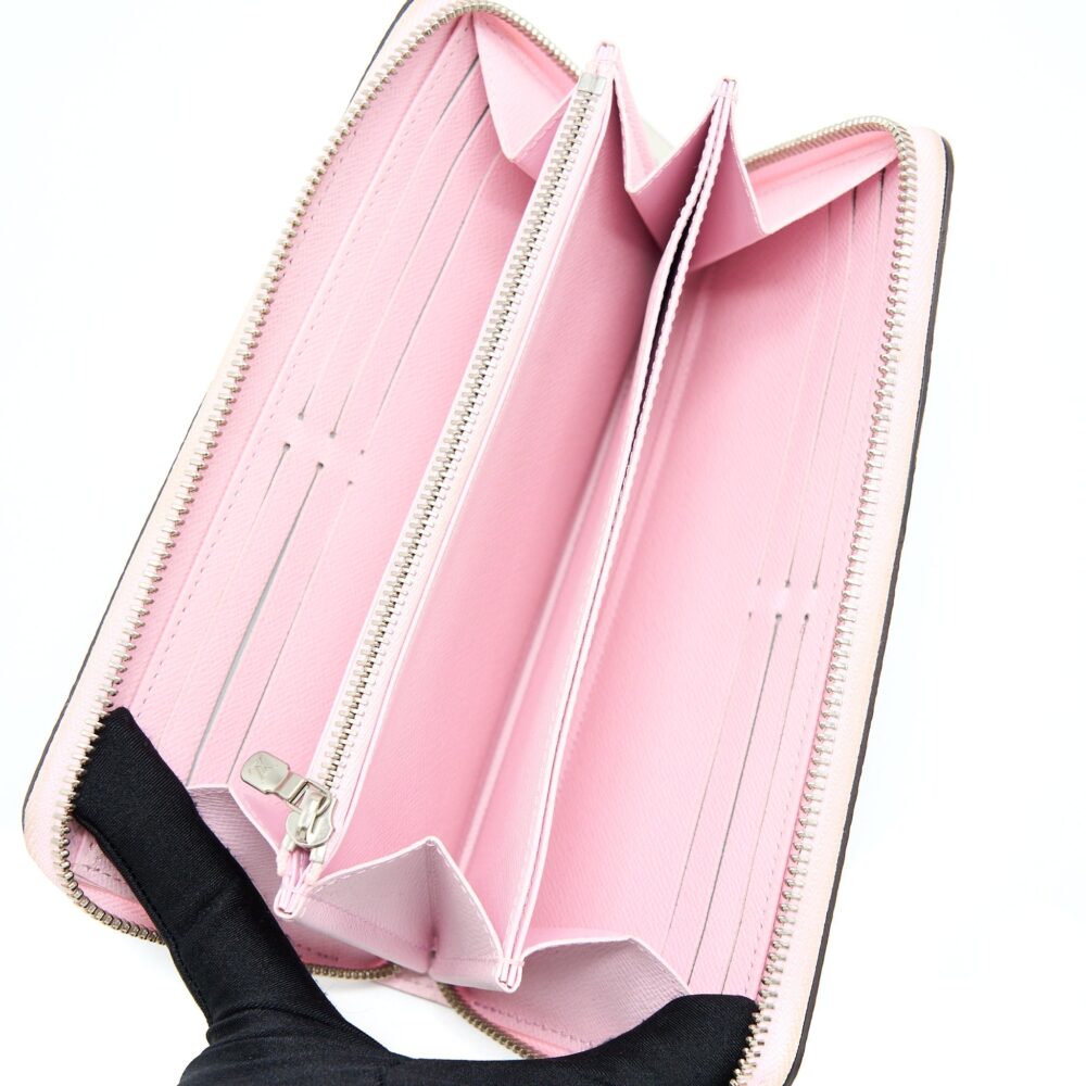 AAA Replica Louis Vuitton LV ESCALE PASTEL ZIPPY LONG WALLET SHW
