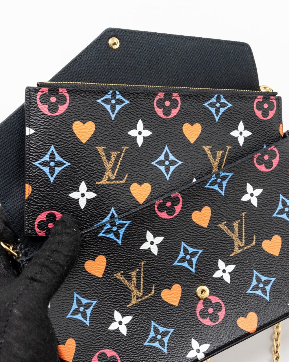 AAA Replica Louis Vuitton LV FELICIE POCHETTE GAME ON LIMITED EDITION MONOGRAM CANVAS GHW