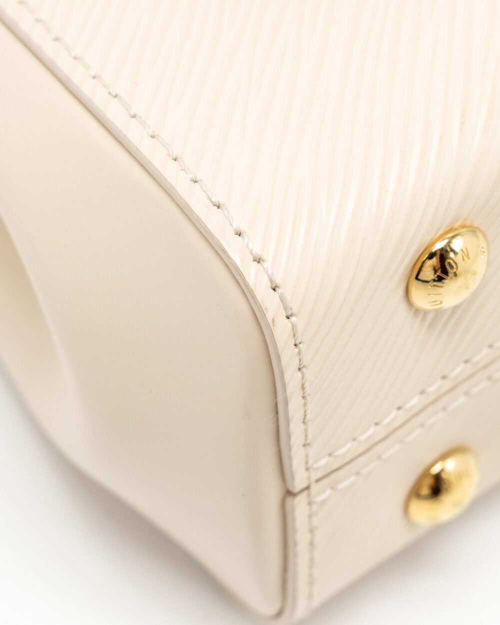 AAA Replica Louis Vuitton LV CLUNNY MINI EPI CREAM WHITE/MULTICOLOUR STRAP SHW