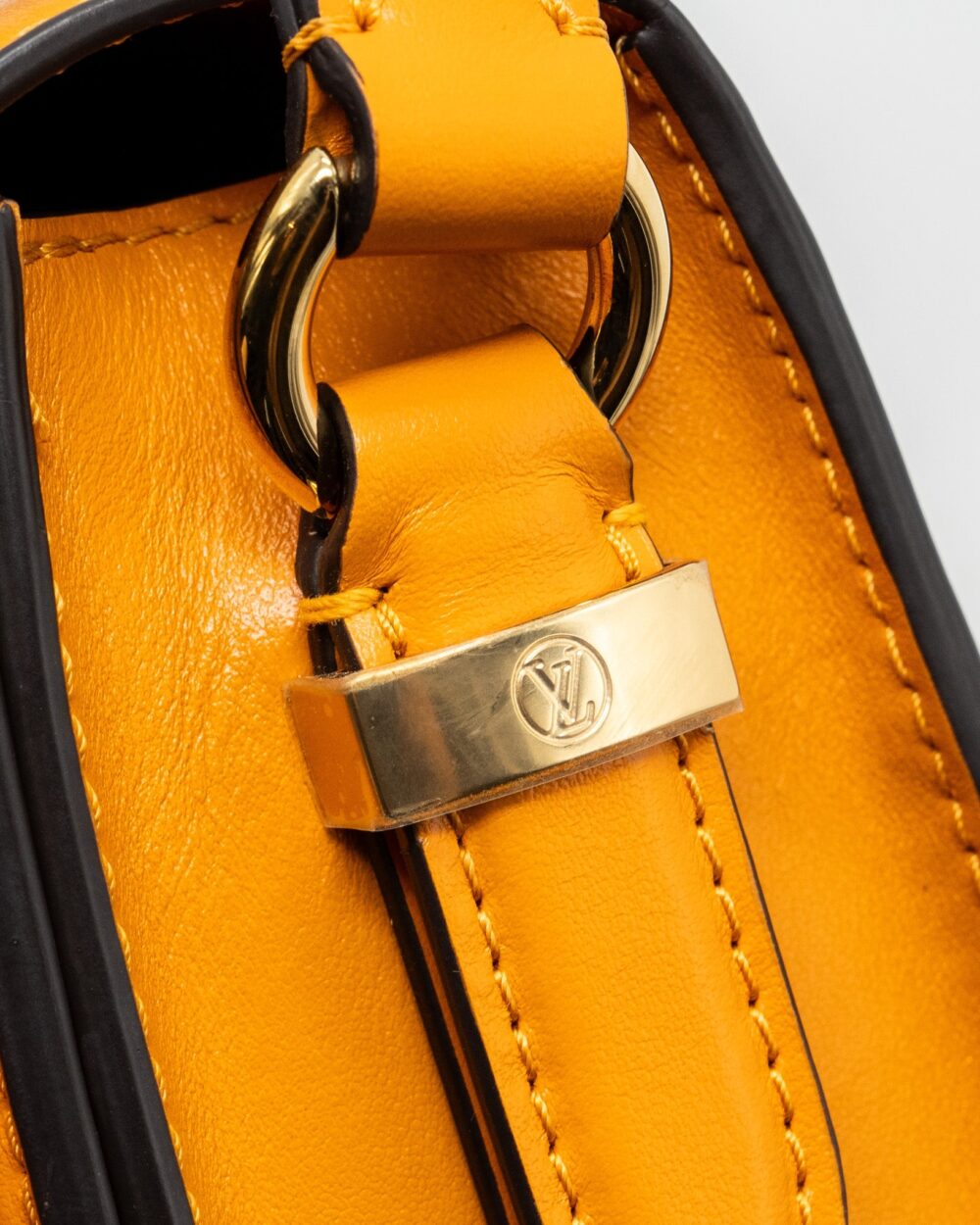AAA Replica Louis Vuitton LV LV PONT 9 CALFSKIN SUMMER GOLD GHW