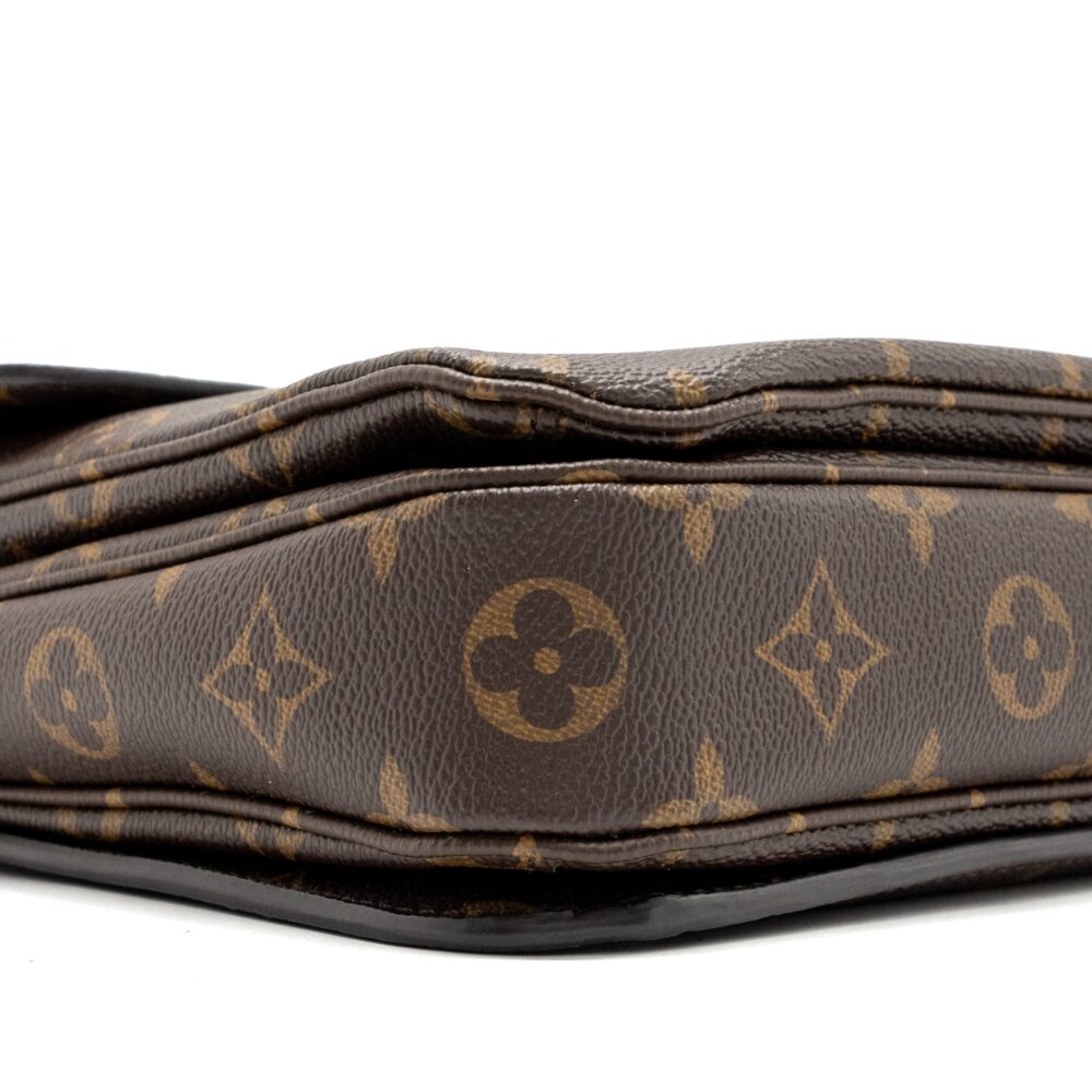 AAA Replica Louis Vuitton LV POCHETTE MÉTIS MONOGRAM CANVAS WITH GHW