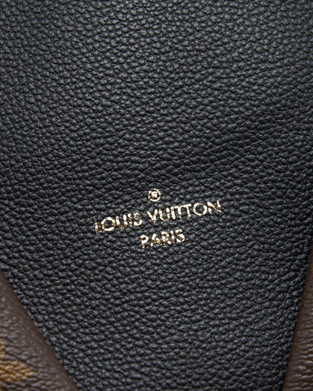 AAA Replica Louis Vuitton LV V TOTE BAG MEDIUM BLACK GHW