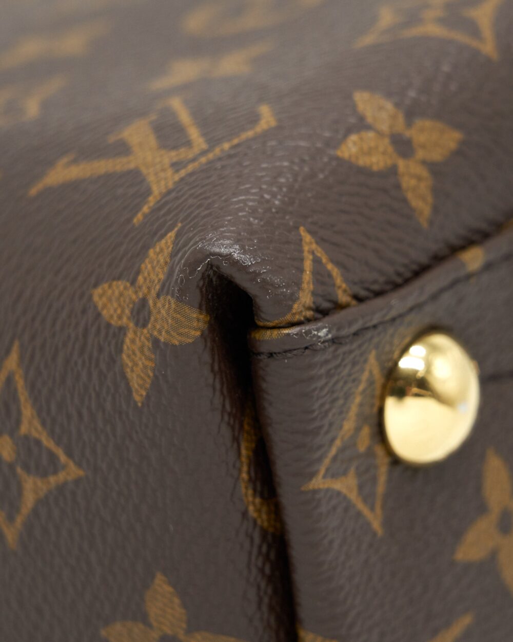 AAA Replica Louis Vuitton LV V TOTE BAG MEDIUM BLACK GHW