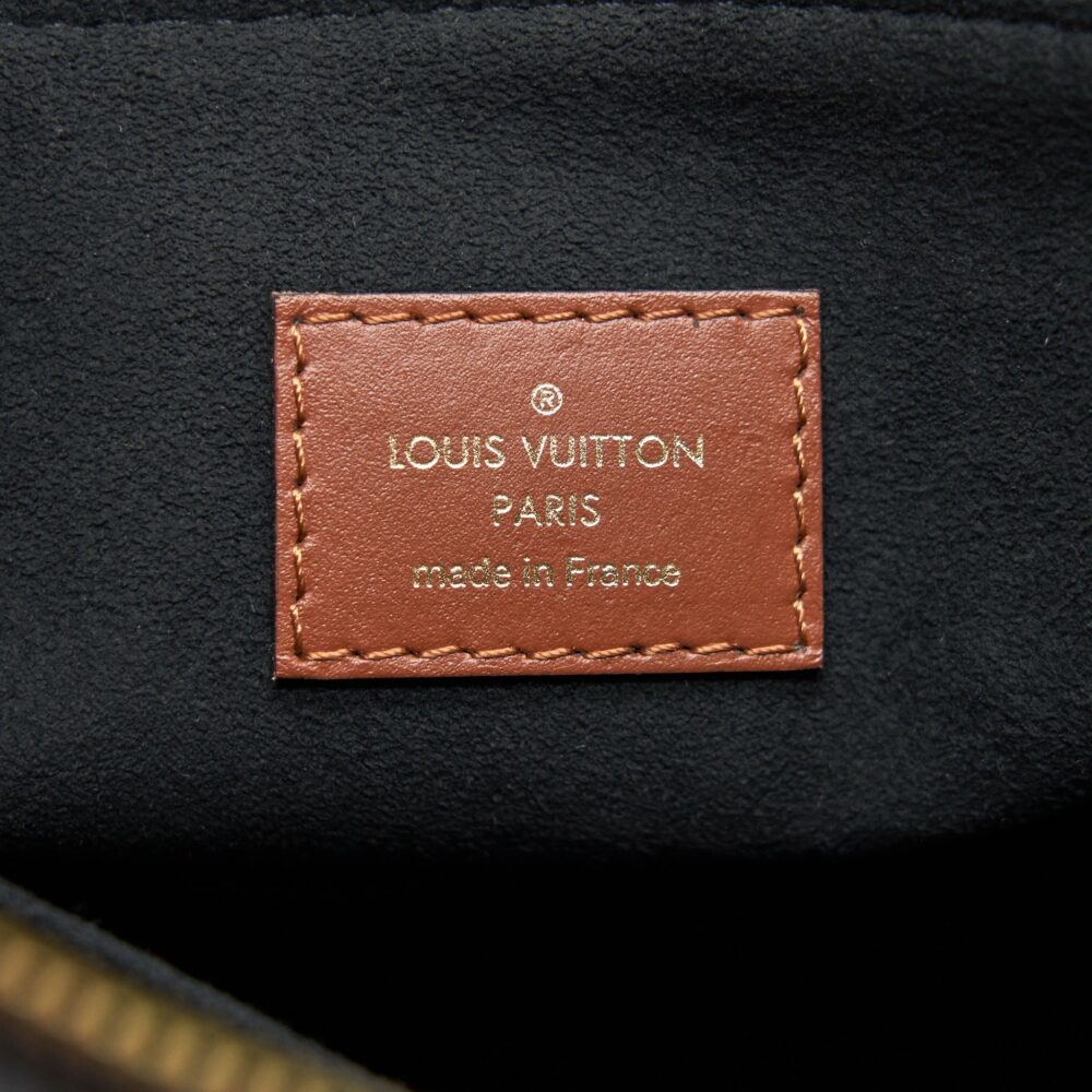 AAA Replica Louis Vuitton LV V TOTE BAG MEDIUM BLACK GHW