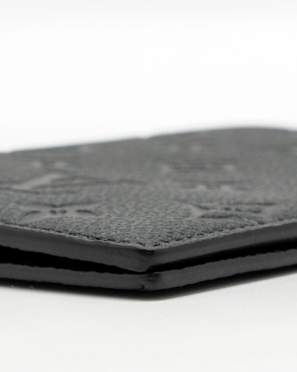 AAA Replica Louis Vuitton LV PASSPORT COVER MONOGRAM EMPREINTE LEATHER BLACK