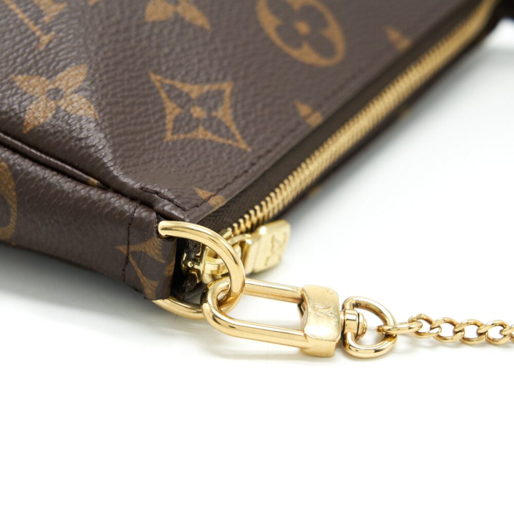 AAA Replica Louis Vuitton LV MINI POCHETTE ACCESSORIES MONOGRAM GHW