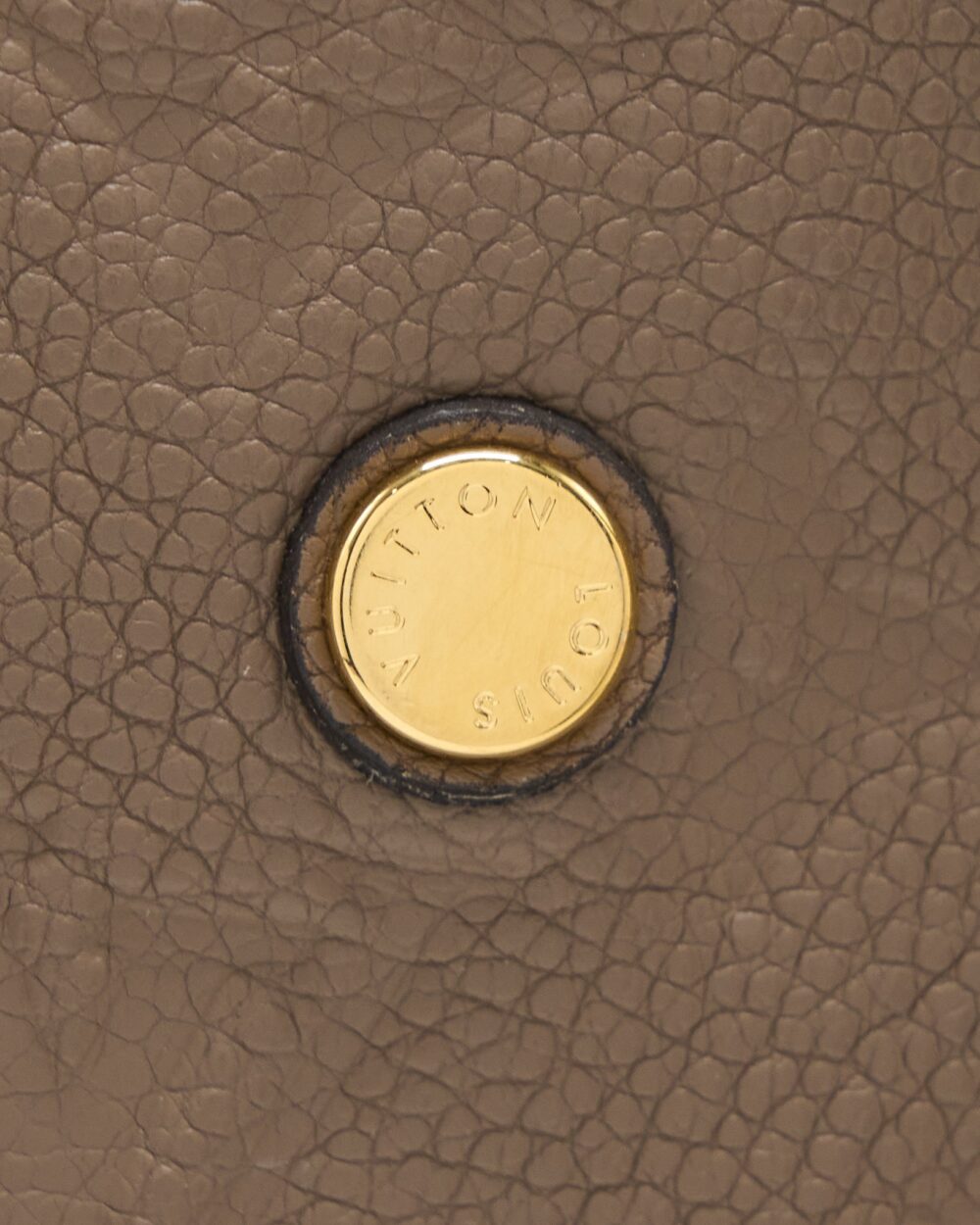 AAA Replica Louis Vuitton LV MONTAIGNE MM MONOGRAM EMPREINTE DARK BEIGE GHW