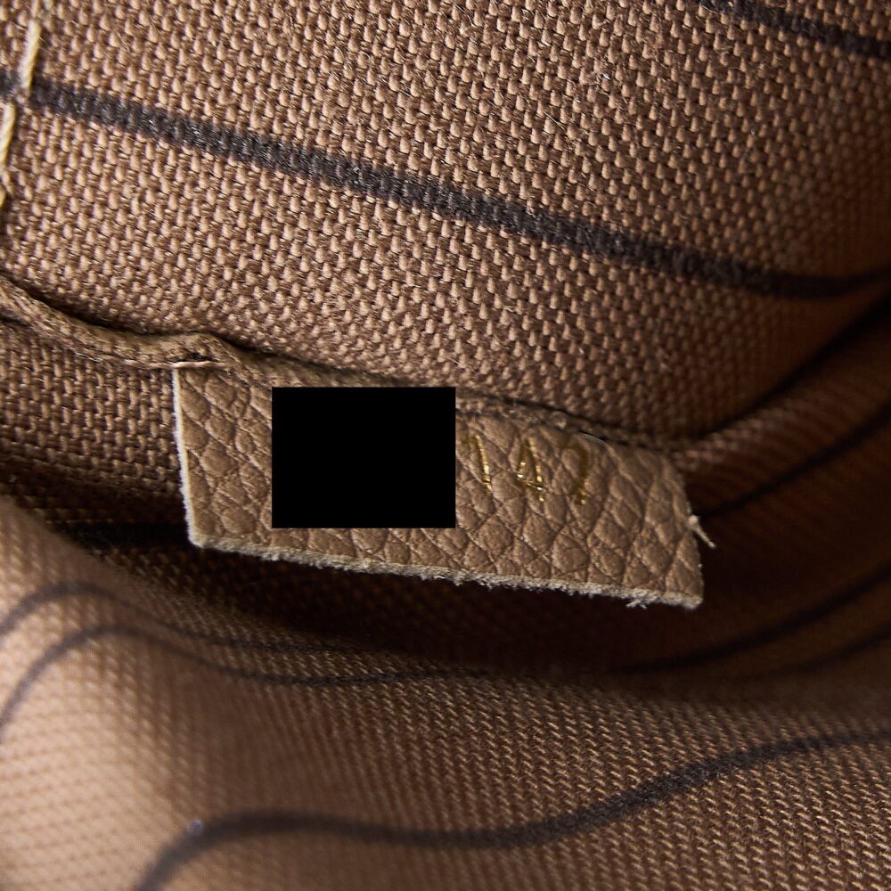 AAA Replica Louis Vuitton LV MONTAIGNE MM MONOGRAM EMPREINTE DARK BEIGE GHW
