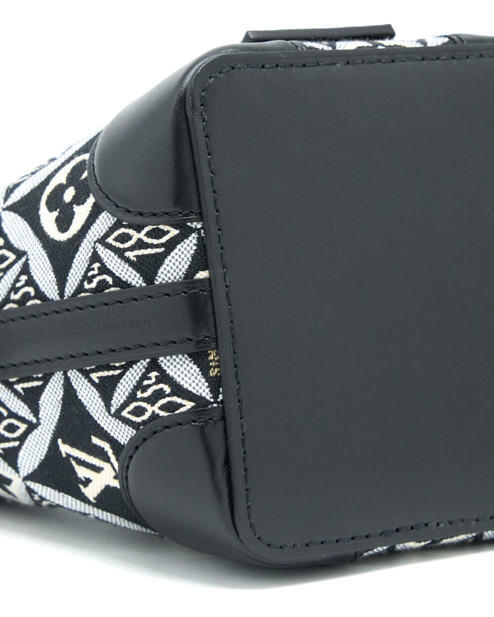 AAA Replica Louis Vuitton LV SINCE 1854 NOE PURSE CANVAS/LEATHER BLACK/MULTICOLOUR GHW