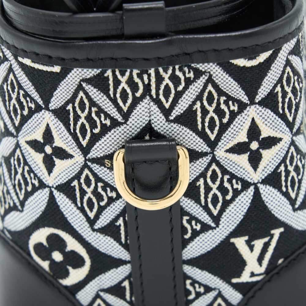 AAA Replica Louis Vuitton LV SINCE 1854 NOE PURSE CANVAS/LEATHER BLACK/MULTICOLOUR GHW