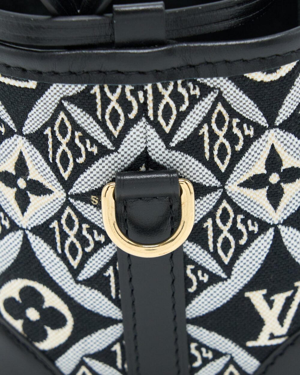 AAA Replica Louis Vuitton LV SINCE 1854 NOE PURSE CANVAS/LEATHER BLACK/MULTICOLOUR GHW