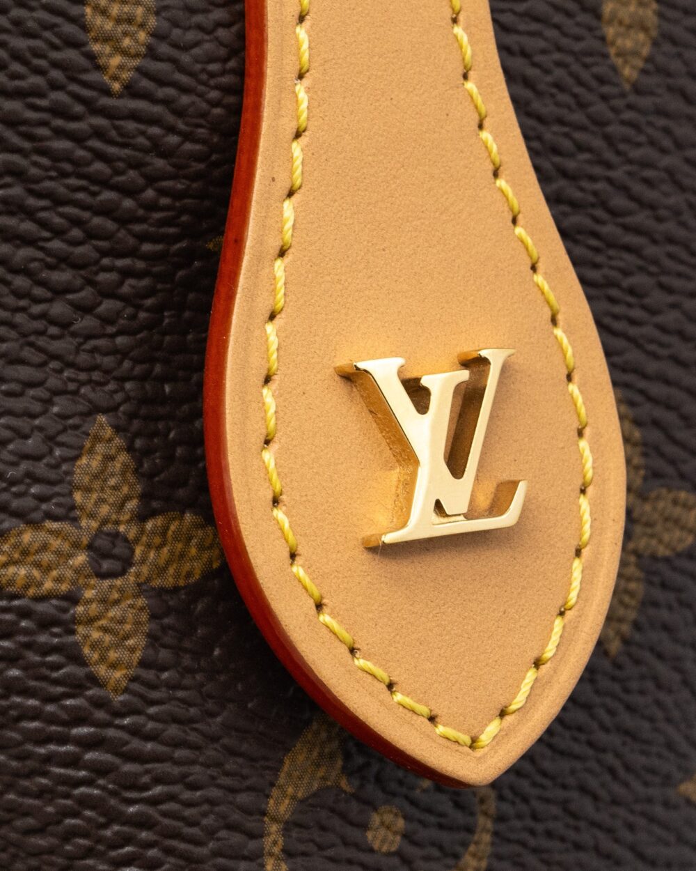 AAA Replica Louis Vuitton LV FOLD ME POUCH MONOGRAM CANVAS GHW(NEW VERSION)