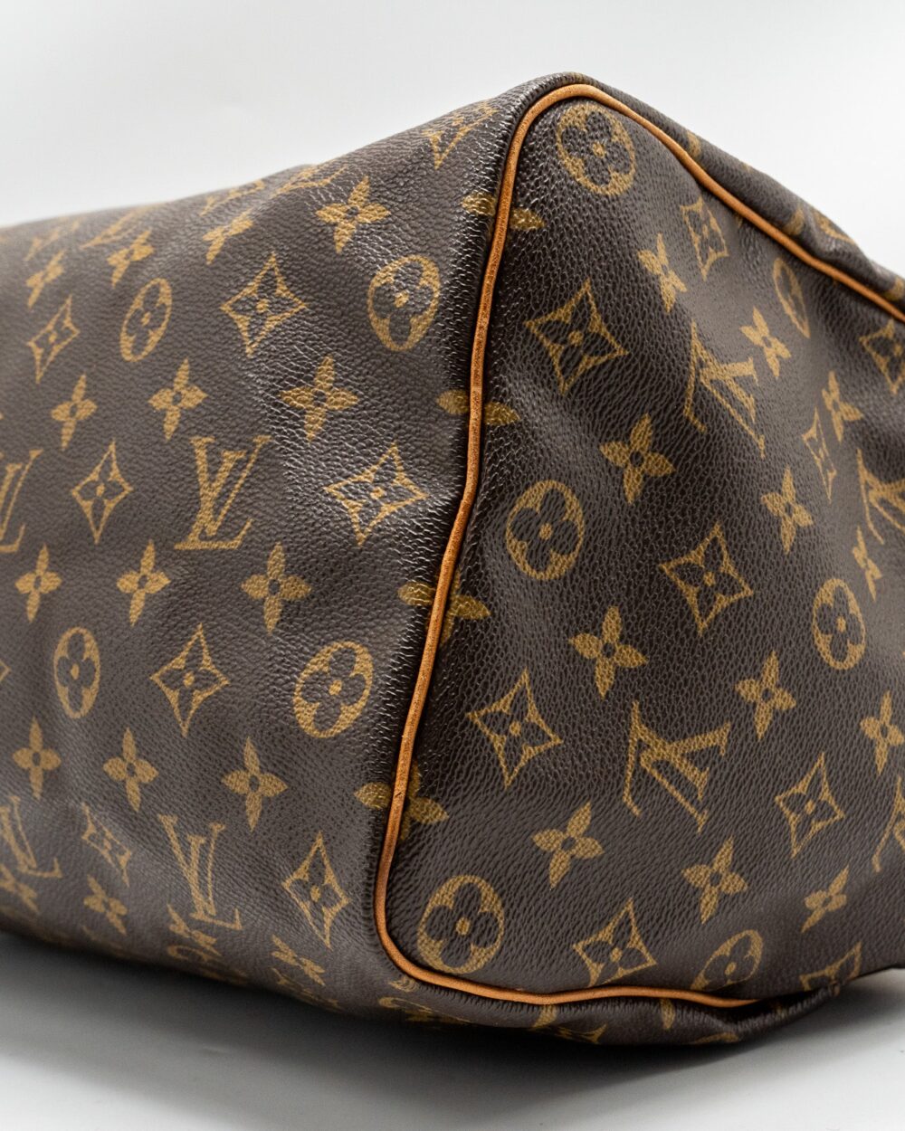 AAA Replica Louis Vuitton LV SPEEDY 35 MONOGRAM CANVAS GHW