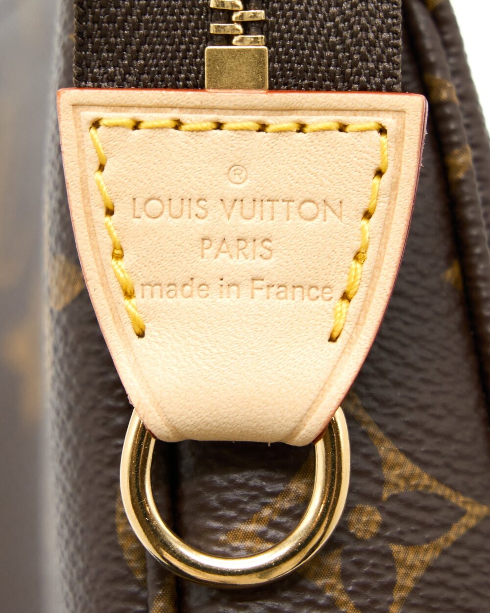 AAA Replica Louis Vuitton LV POCHETTE ACCESSORIES MONOGRAM CANVAS GHW (NEW VERSION)