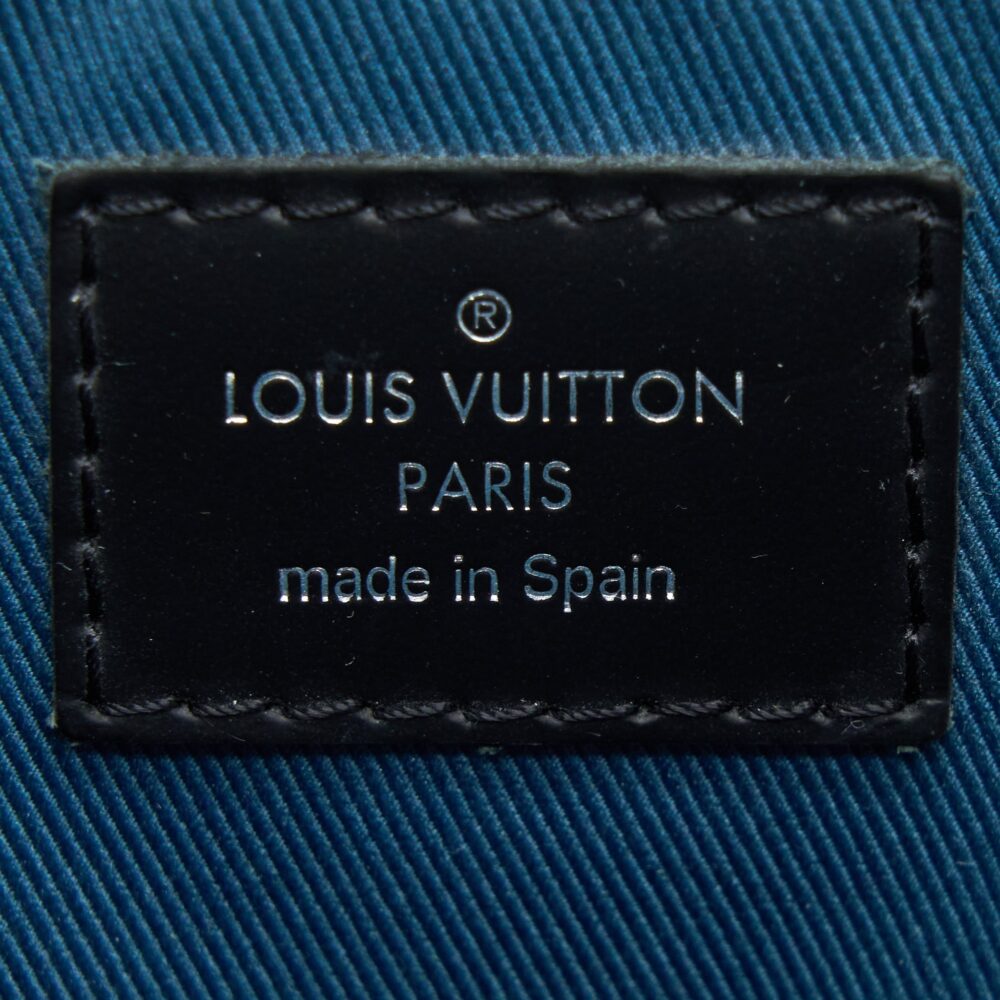 AAA Replica Louis Vuitton LV MESSENGER BAG DAMIER GRAPHITE SHW