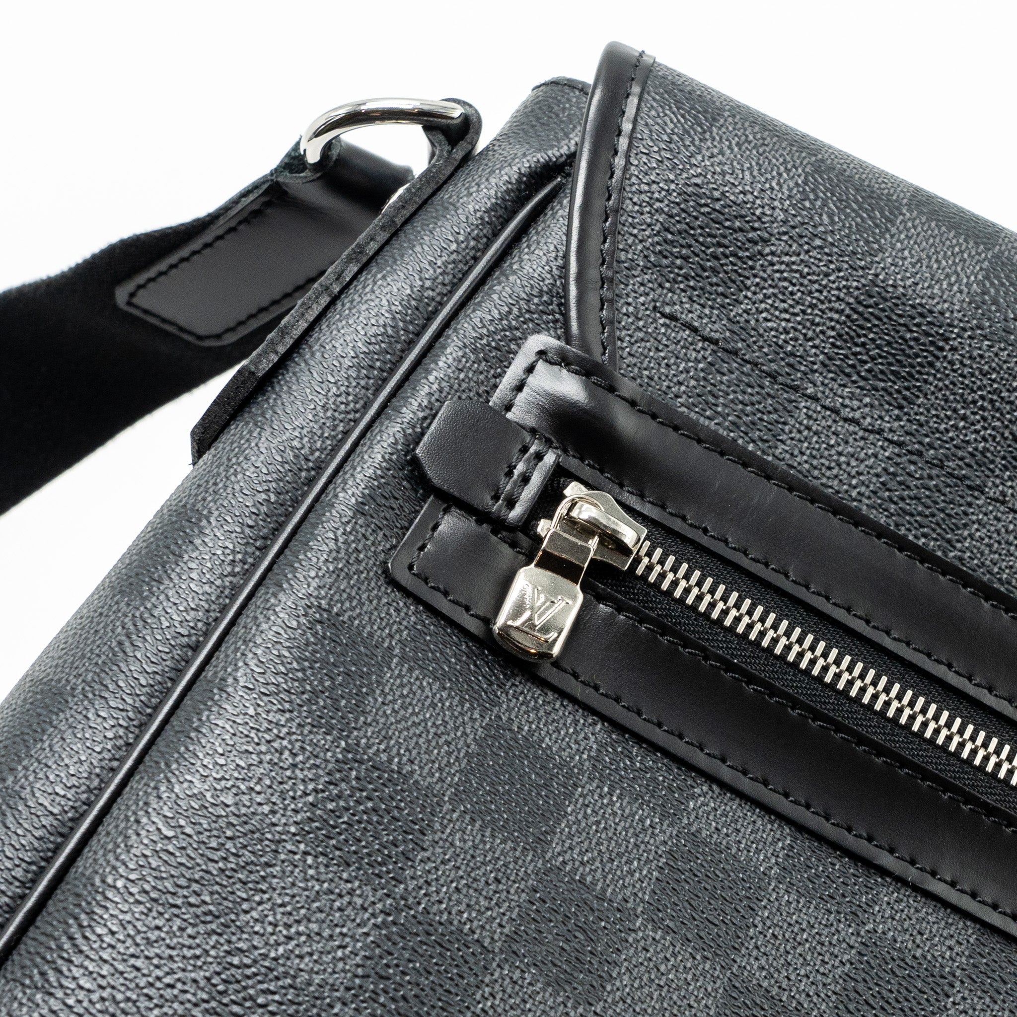 AAA Replica Louis Vuitton LV LARGE MESSANGER BAG DAMIER GRAPHITE CANVAS SHW