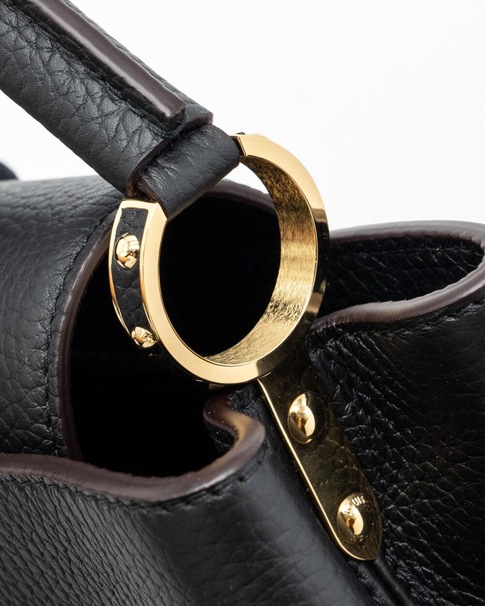 AAA Replica Louis Vuitton LV CAPUCINES BB TAURILLON BLACK GHW(NEW VERSION)