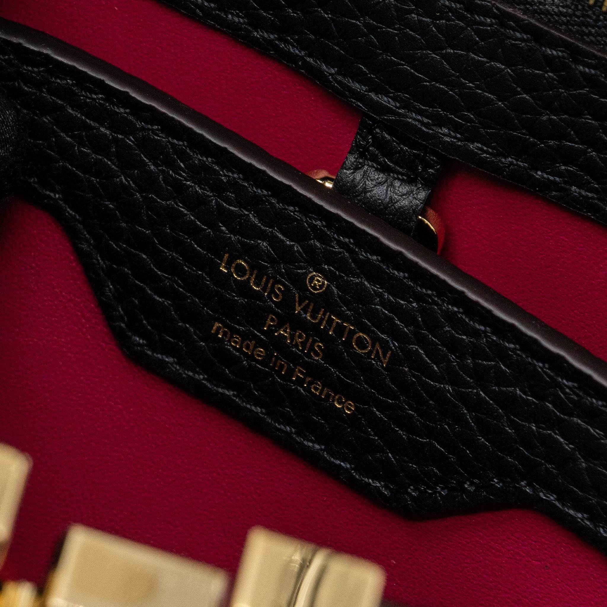 AAA Replica Louis Vuitton LV CAPUCINES BB TAURILLON BLACK GHW(NEW VERSION)