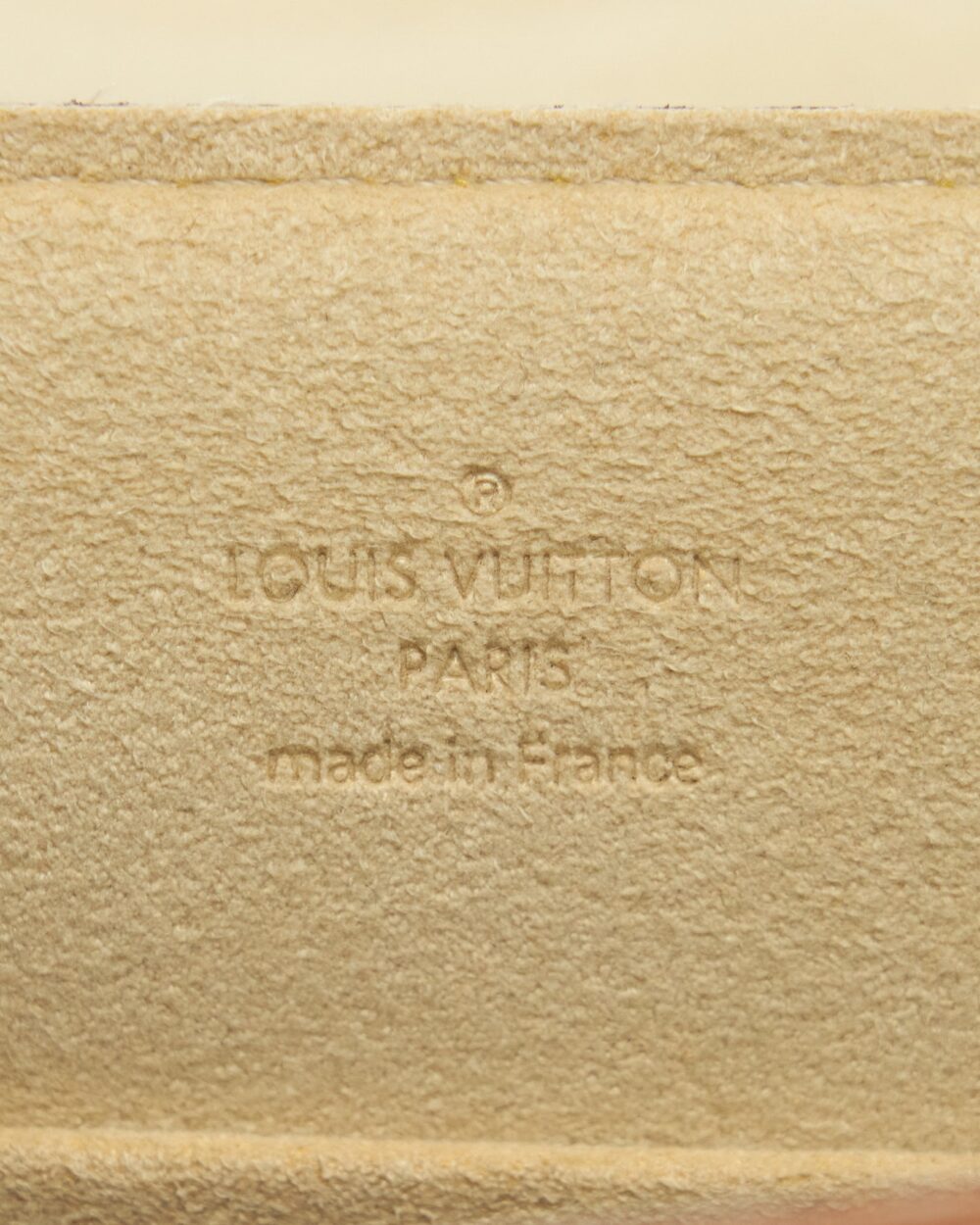 AAA Replica Louis Vuitton LV BEVERLY MM SHOULDER BAG MONOGRAM CANVAS AND LEATHER GHW