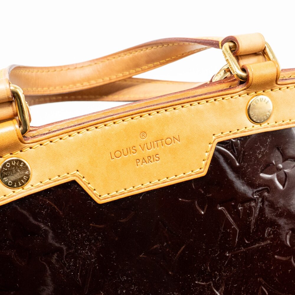 AAA Replica Louis Vuitton LV VERNIS BREA MM BAG MONOGRAM PATENT AMARANTE GHW