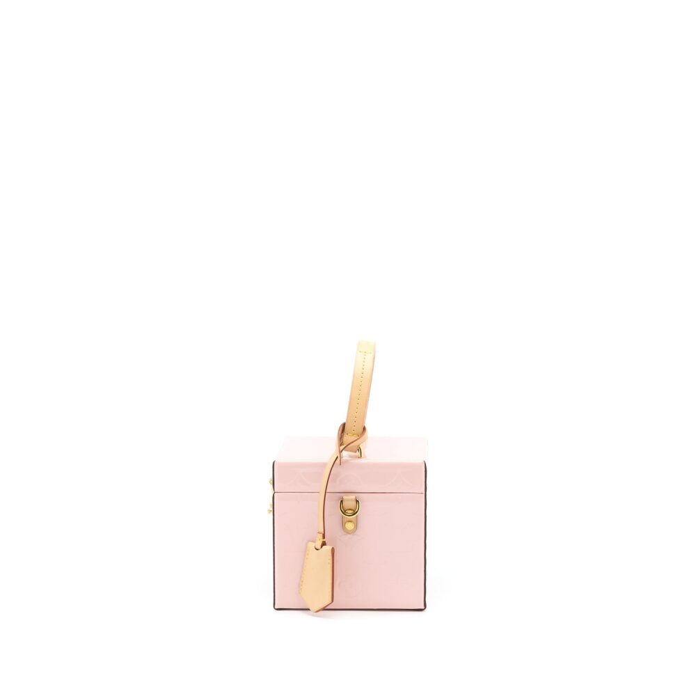 AAA Replica Louis Vuitton LV BLEECKER BOX BAG VERNIS PINK GHW