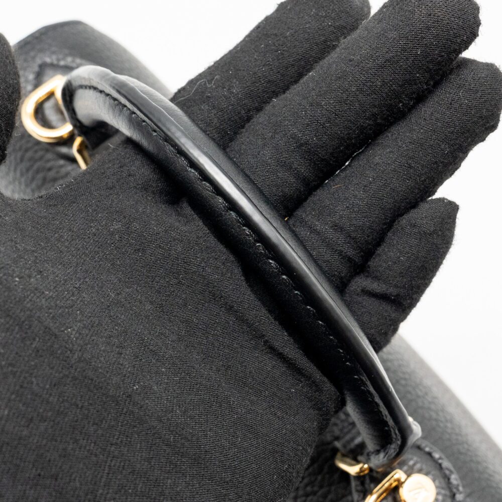 AAA Replica Louis Vuitton LV TWIST ONE HANDLE PM TAURILLON LEATHER BLACK/PINK GHW