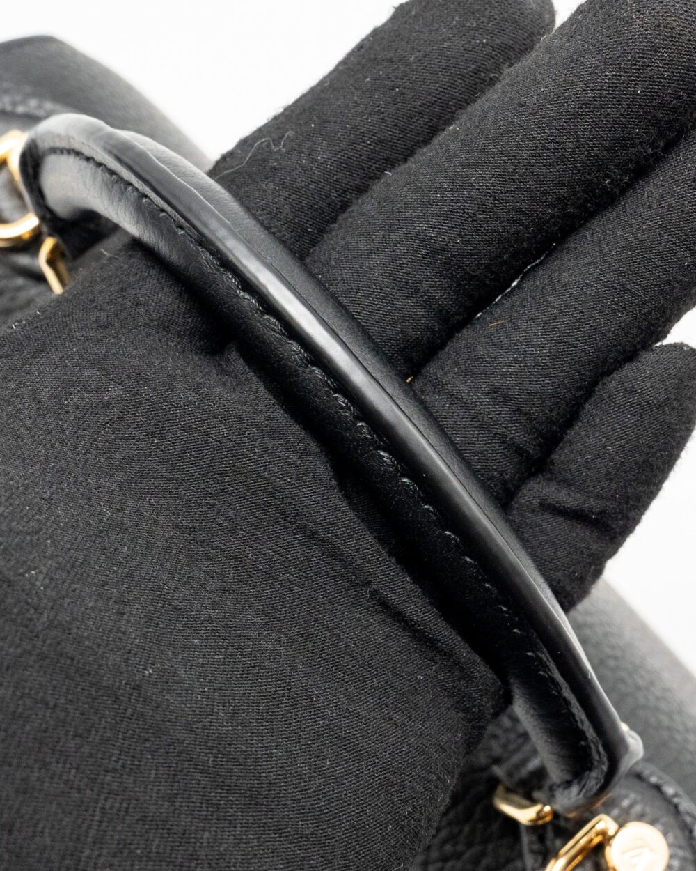 AAA Replica Louis Vuitton LV TWIST ONE HANDLE PM TAURILLON LEATHER BLACK/PINK GHW