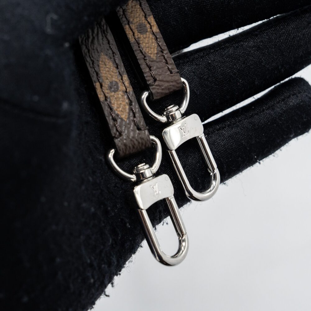 AAA Replica Louis Vuitton LV CAMERA BOX SHOULDER BAG MONOGRAM CANVAS SHW