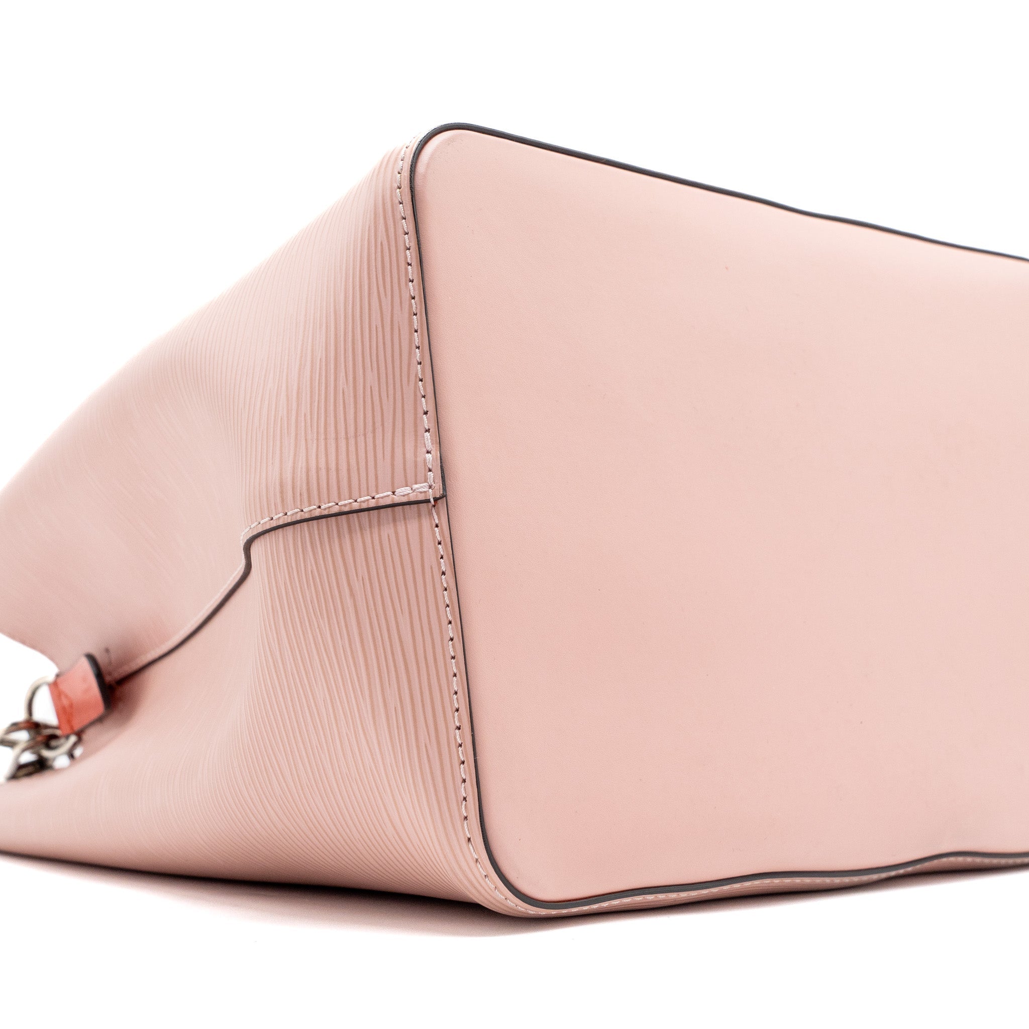 AAA Replica Louis Vuitton LV NEONOE EPI LEATHER PINK MULTICOLOR SHW