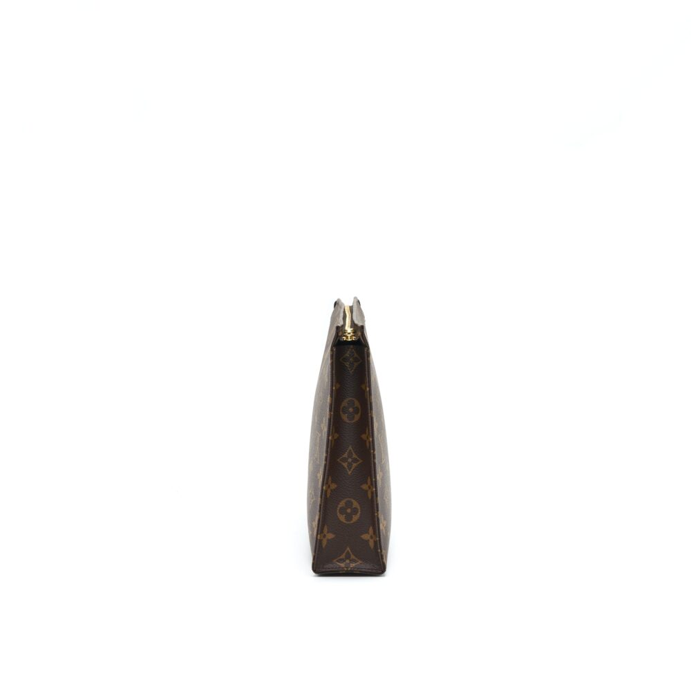 AAA Replica Louis Vuitton LV TOILETRY 26 IN MONOGRAM