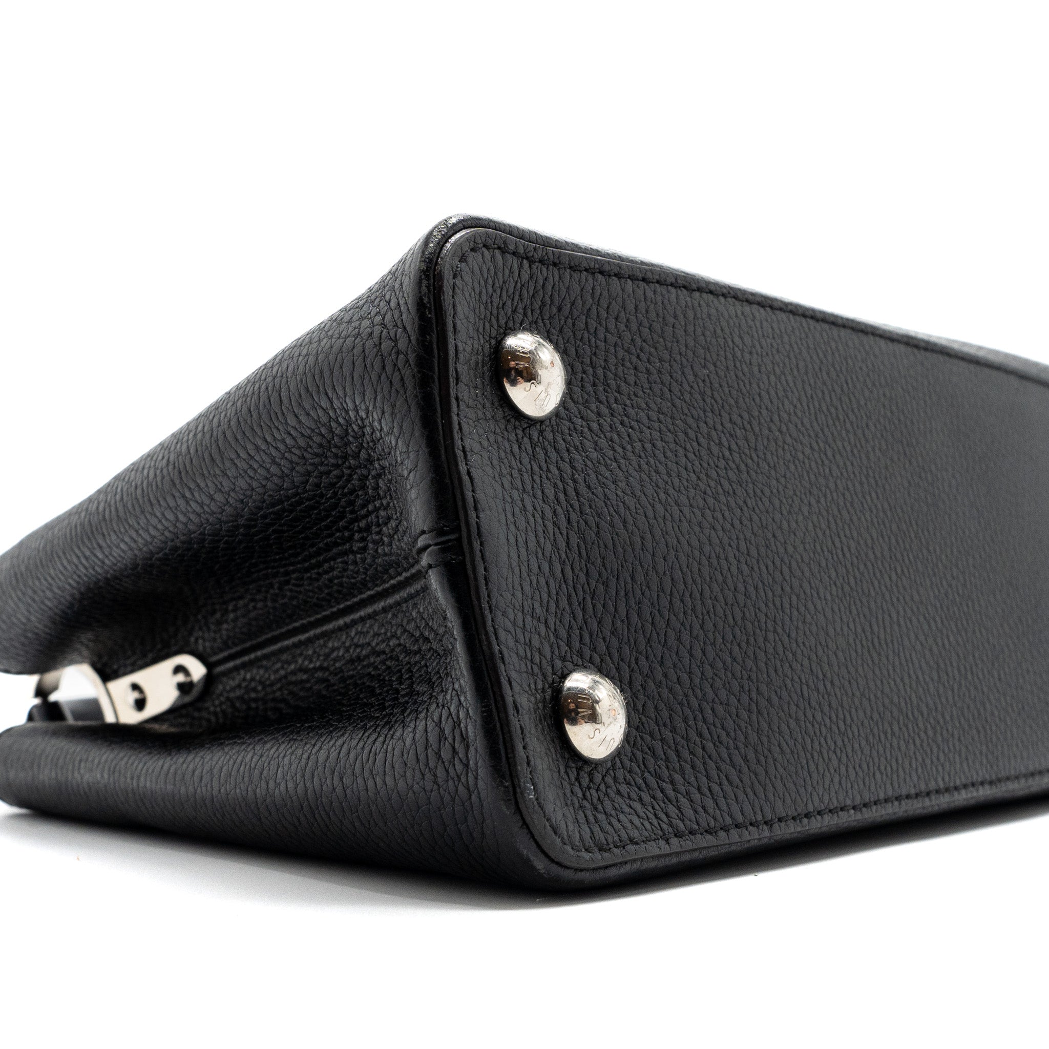 AAA Replica Louis Vuitton LV CAPUCINES PM CALFSKIN BLACK SHW