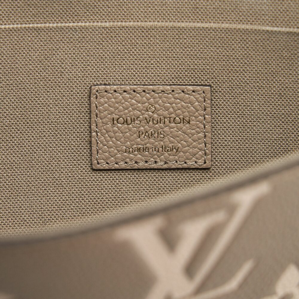 AAA Replica Louis Vuitton LV FELICIE POCHETTE TOURTERELLE/CREME GHW
