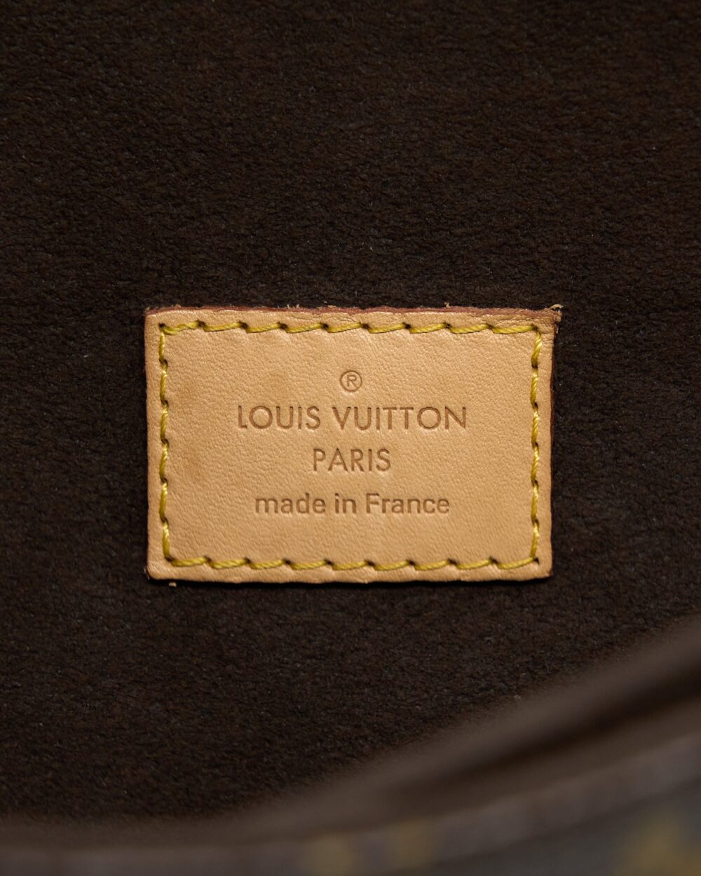 AAA Replica Louis Vuitton LV POCHETTE METIS MONOGRAM CANVAS GHW