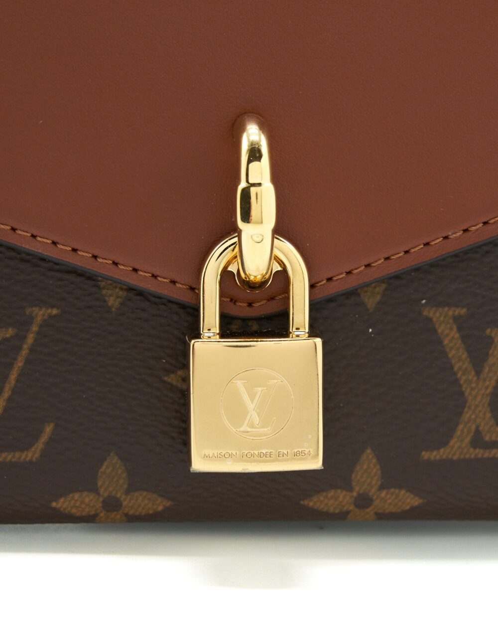 AAA Replica Louis Vuitton LV PADLOCK ON STRAP MONOGRAM CARAMEL GHW