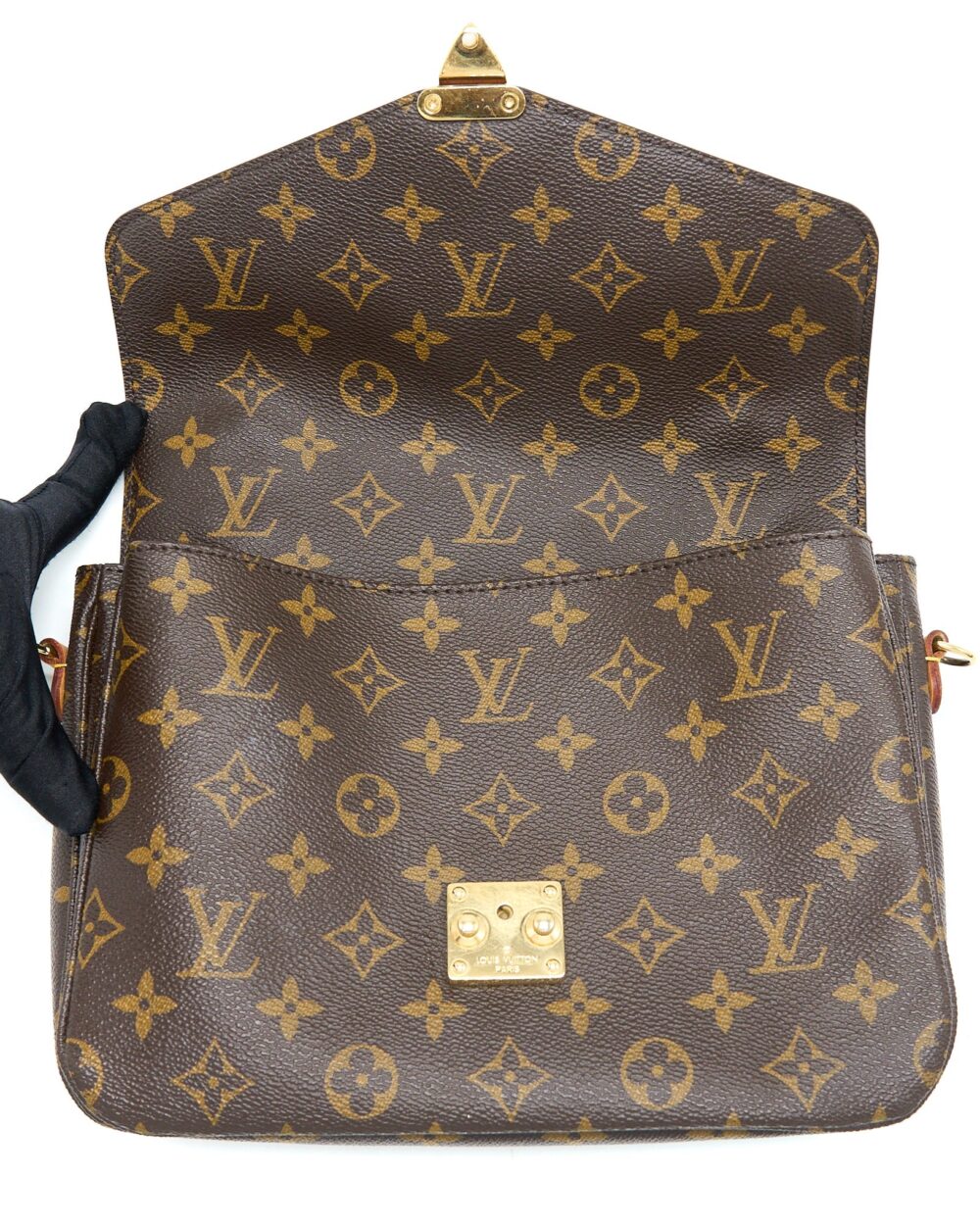 AAA Replica Louis Vuitton LV POCHETTE METIS MONOGRAM CANVAS GHW