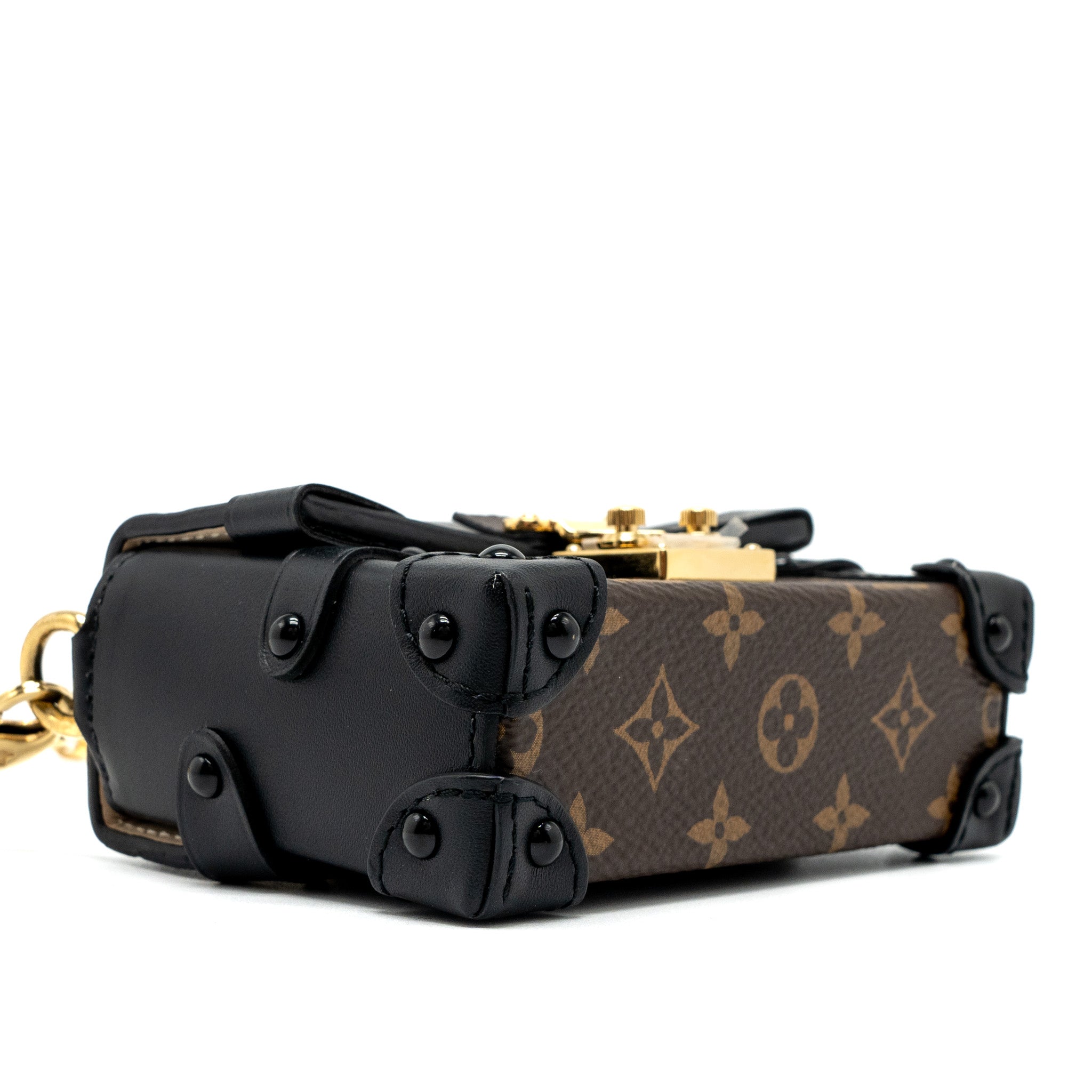 AAA Replica Louis Vuitton LV PETITE MALLE NECKLACE/MINI CHAIN BAG MONOGRAM CANVAS GHW