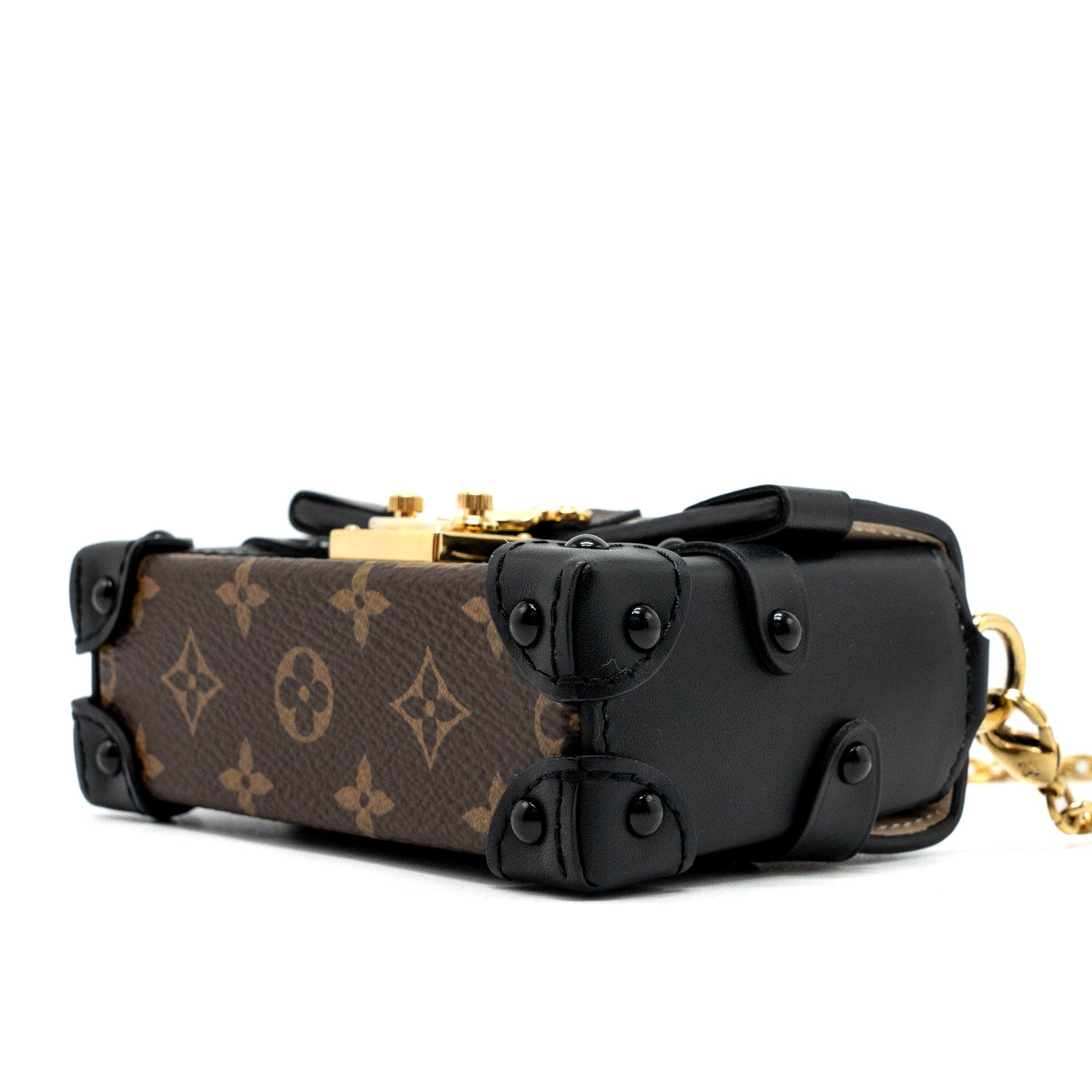 AAA Replica Louis Vuitton LV PETITE MALLE NECKLACE/MINI CHAIN BAG MONOGRAM CANVAS GHW