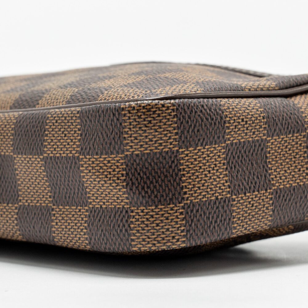 AAA Replica Louis Vuitton LV POUCH DAMIER EBENE GHW
